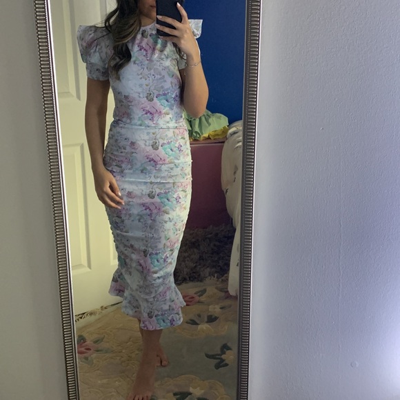 MIDI Length floral dress - Picture 3 of 4